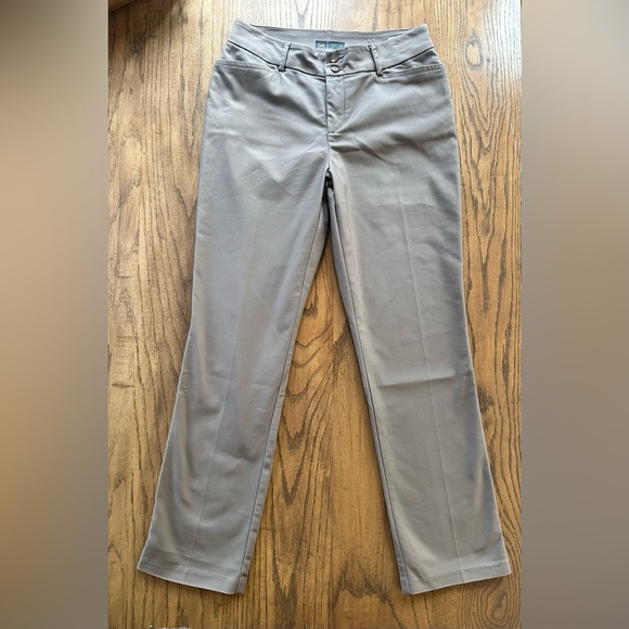 Lee Mid Rise Straight Leg Secretly Shapes Pants Brown Regular Fit Sz 10 Medium - Picture 1 of 9